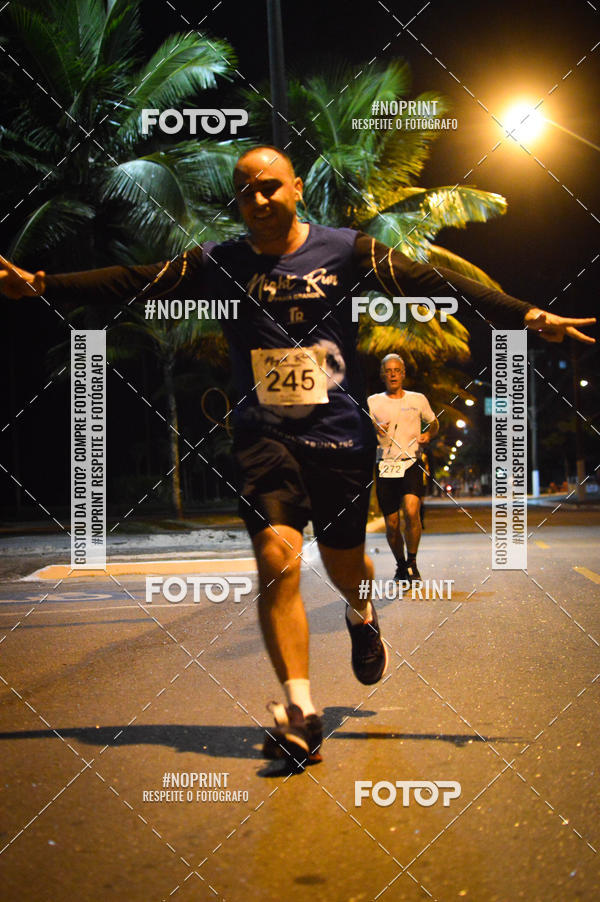 Buy your photos of the eventNight Run 5K 10K Praia Grande on Fotop