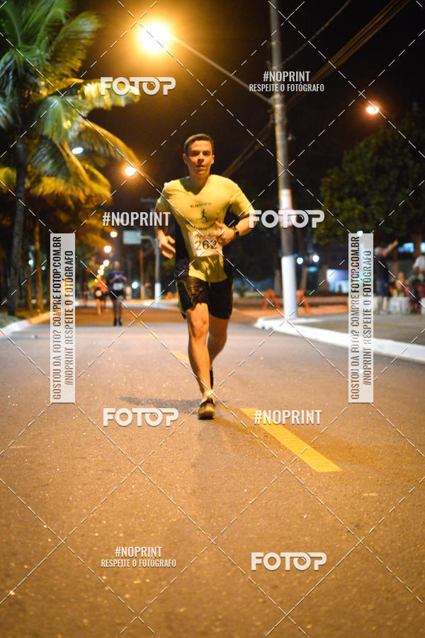 Buy your photos of the eventNight Run 5K 10K Praia Grande on Fotop