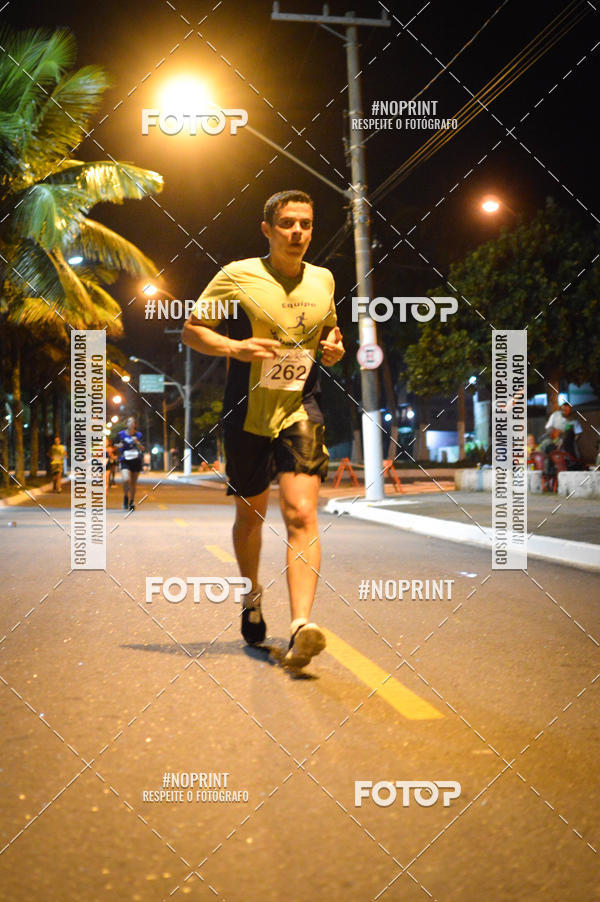 Buy your photos of the eventNight Run 5K 10K Praia Grande on Fotop