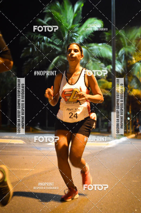 Buy your photos of the eventNight Run 5K 10K Praia Grande on Fotop