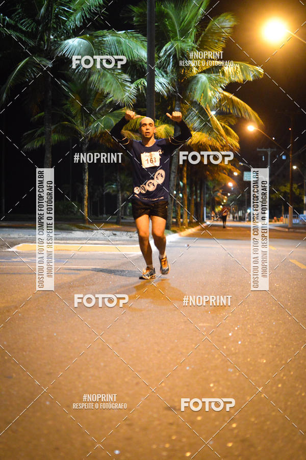 Buy your photos of the eventNight Run 5K 10K Praia Grande on Fotop