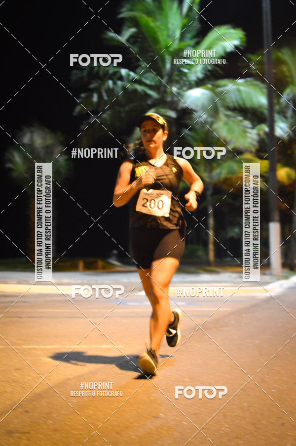 Buy your photos of the eventNight Run 5K 10K Praia Grande on Fotop