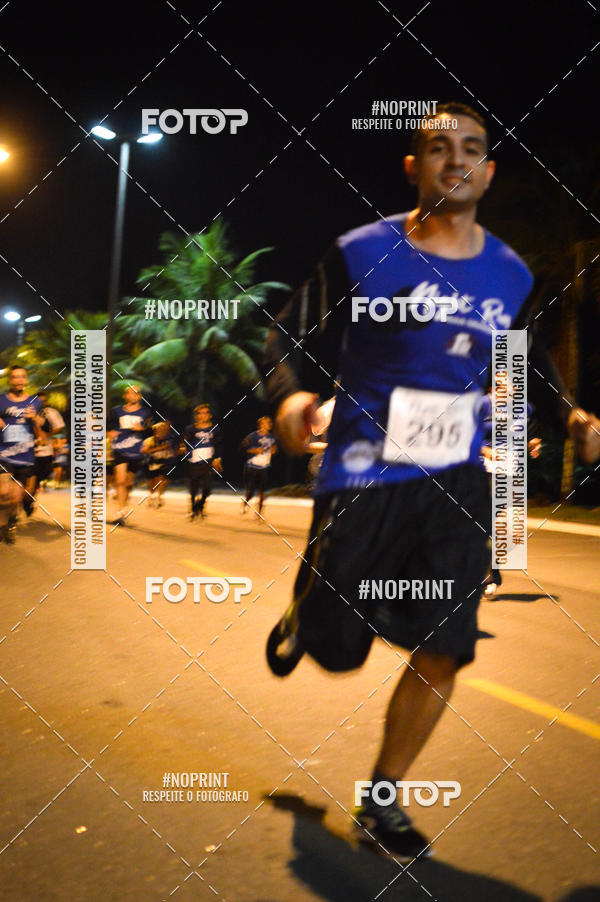 Buy your photos of the eventNight Run 5K 10K Praia Grande on Fotop