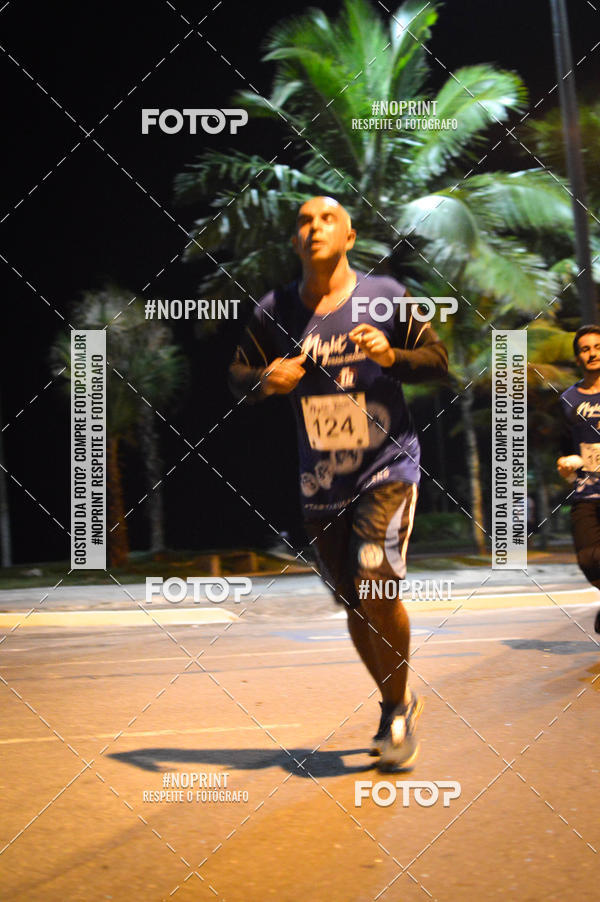 Buy your photos of the eventNight Run 5K 10K Praia Grande on Fotop