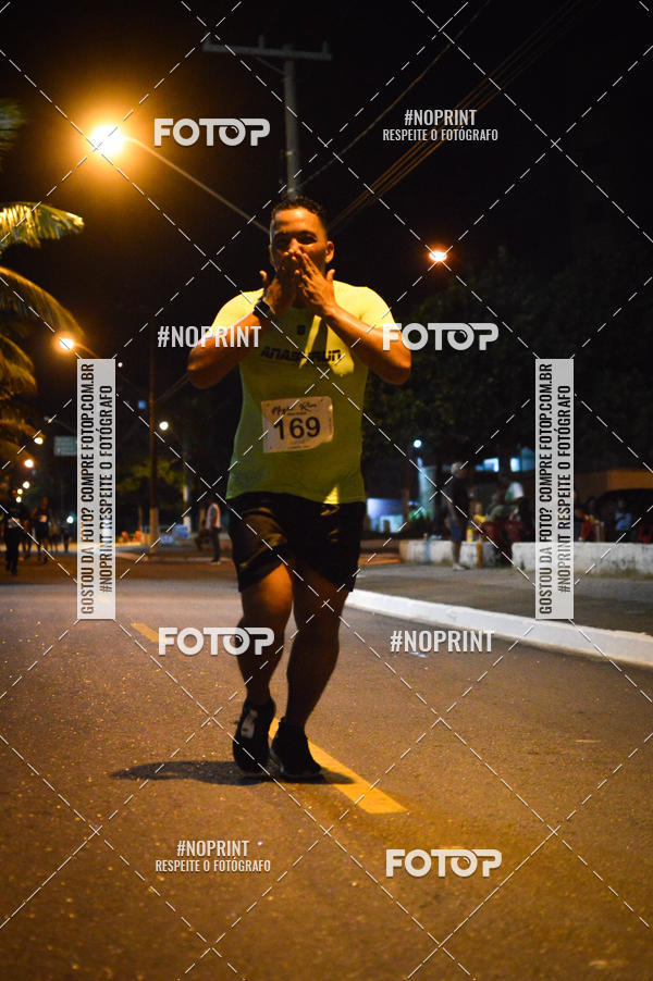 Buy your photos of the eventNight Run 5K 10K Praia Grande on Fotop