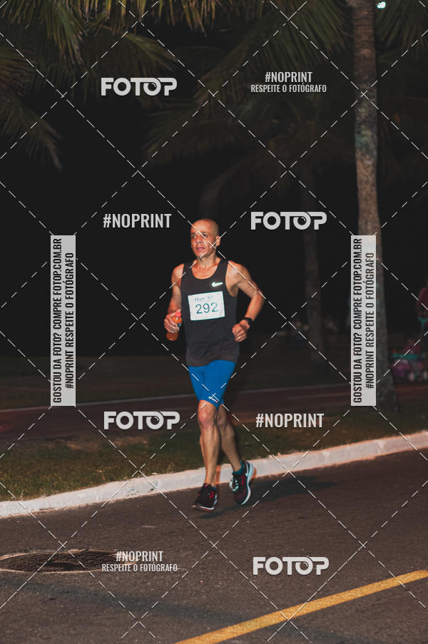 Buy your photos of the eventNight Run 5K 10K Praia Grande on Fotop