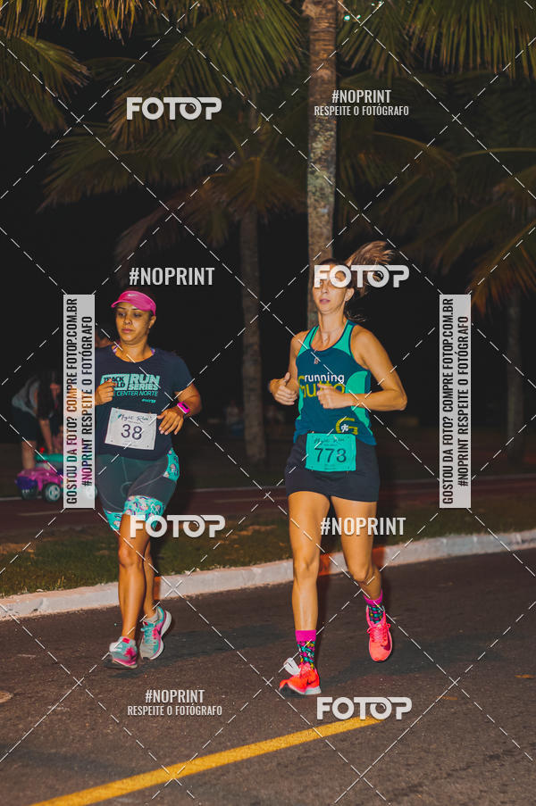 Buy your photos of the eventNight Run 5K 10K Praia Grande on Fotop
