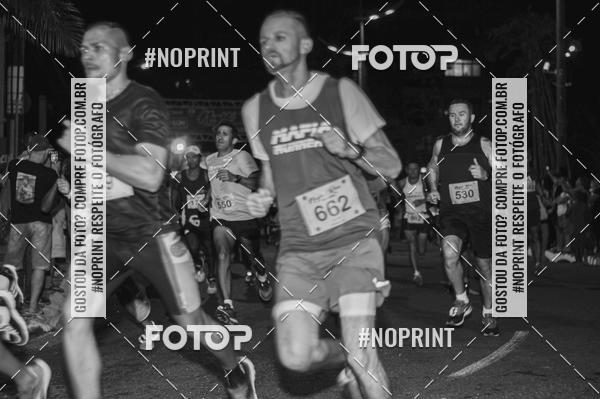Buy your photos of the eventNight Run 5K 10K Praia Grande on Fotop