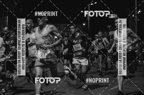 Buy your photos of the eventNight Run 5K 10K Praia Grande on Fotop