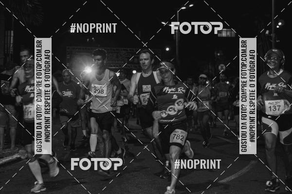 Buy your photos of the eventNight Run 5K 10K Praia Grande on Fotop