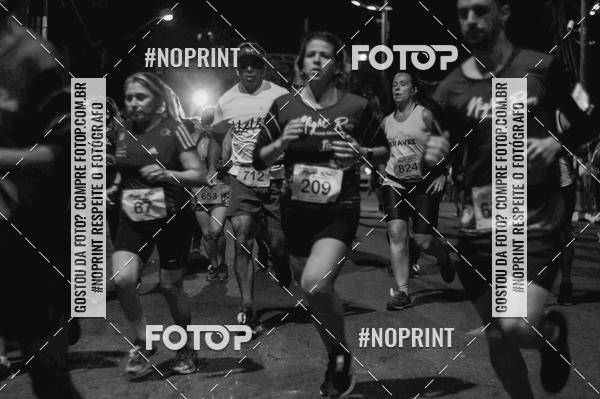 Buy your photos of the eventNight Run 5K 10K Praia Grande on Fotop