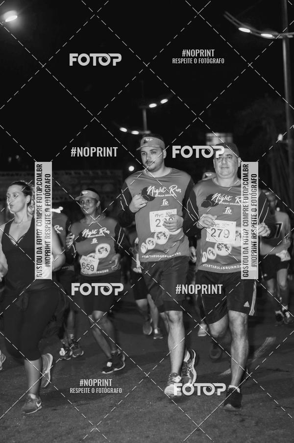Buy your photos of the eventNight Run 5K 10K Praia Grande on Fotop