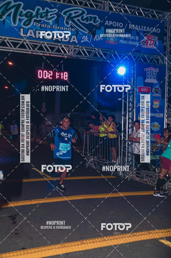 Buy your photos of the eventNight Run 5K 10K Praia Grande on Fotop