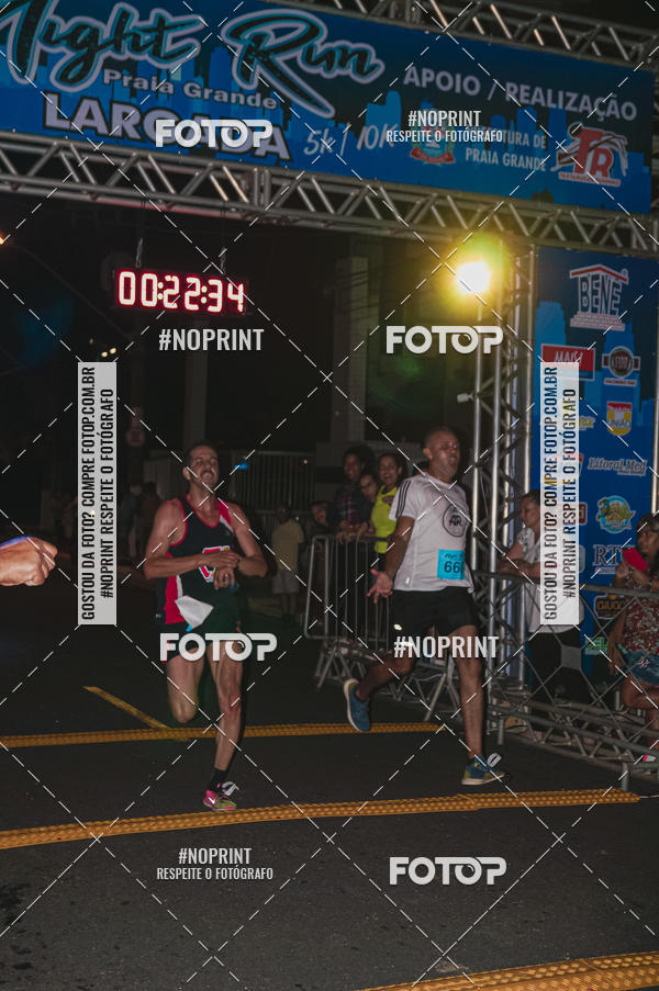 Buy your photos of the eventNight Run 5K 10K Praia Grande on Fotop