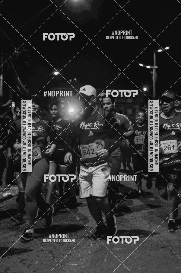 Buy your photos of the eventNight Run 5K 10K Praia Grande on Fotop