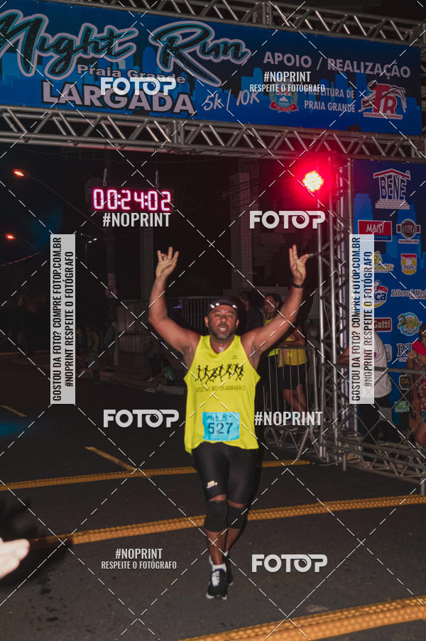 Buy your photos of the eventNight Run 5K 10K Praia Grande on Fotop