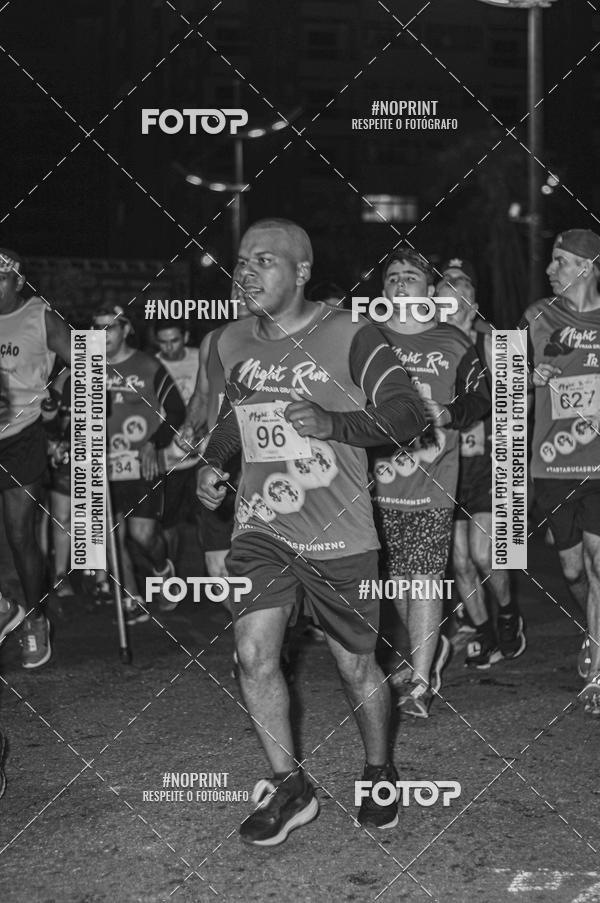 Buy your photos of the eventNight Run 5K 10K Praia Grande on Fotop
