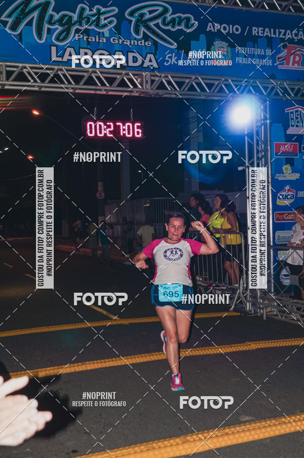Buy your photos of the eventNight Run 5K 10K Praia Grande on Fotop