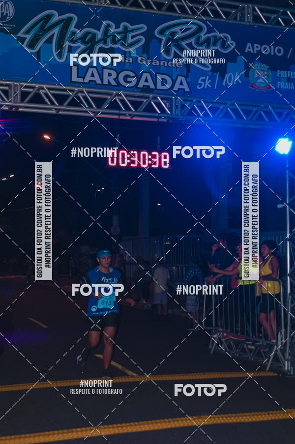 Buy your photos of the eventNight Run 5K 10K Praia Grande on Fotop