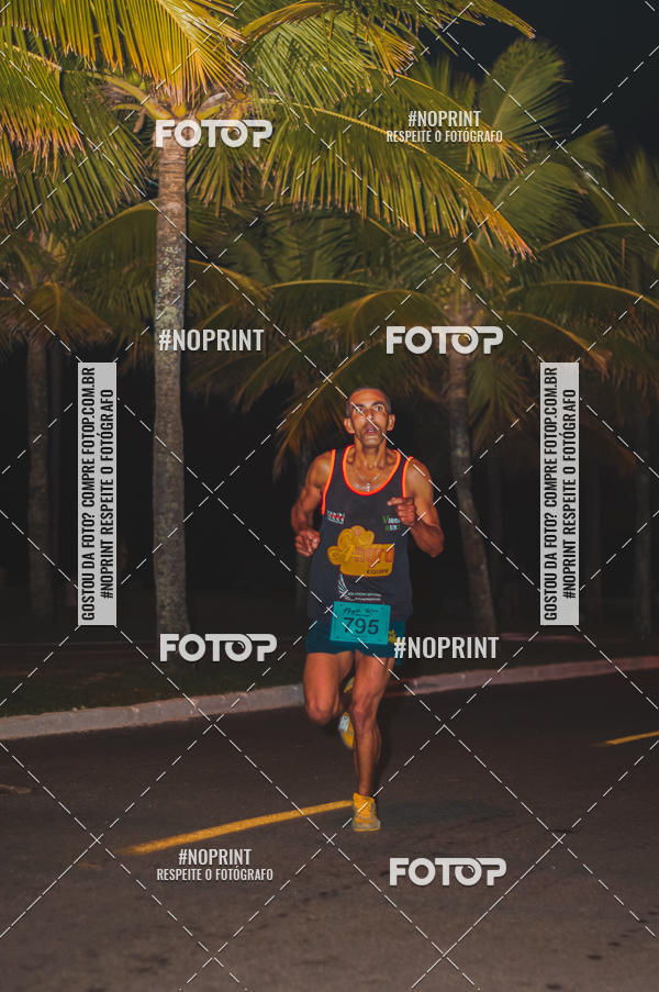 Buy your photos of the eventNight Run 5K 10K Praia Grande on Fotop