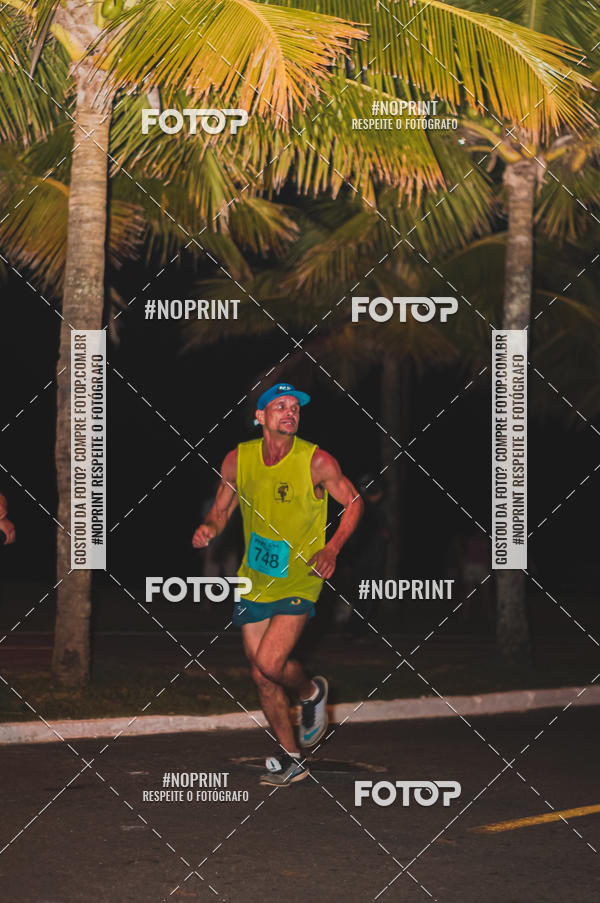 Buy your photos of the eventNight Run 5K 10K Praia Grande on Fotop