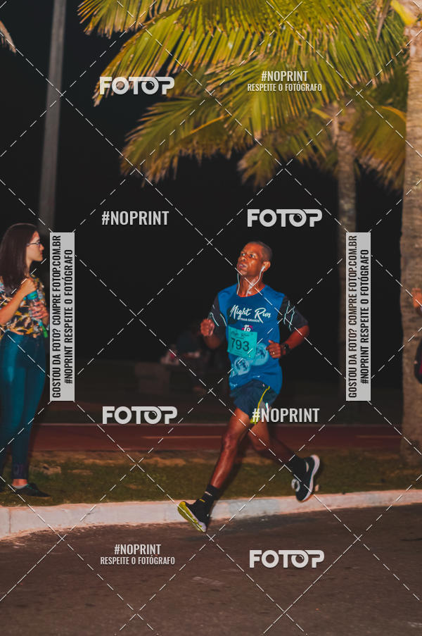 Buy your photos of the eventNight Run 5K 10K Praia Grande on Fotop