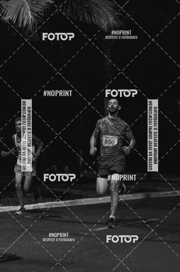 Buy your photos of the eventNight Run 5K 10K Praia Grande on Fotop