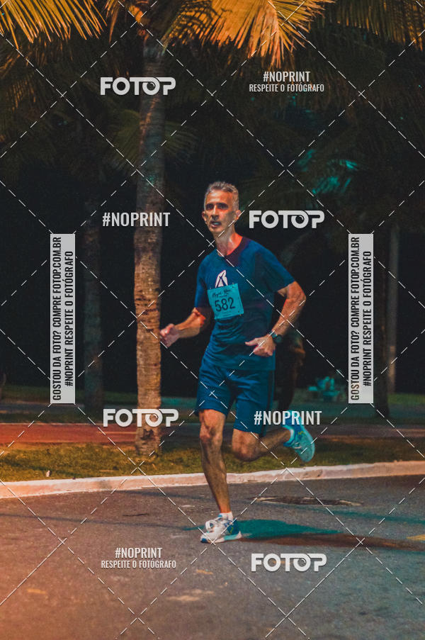 Buy your photos of the eventNight Run 5K 10K Praia Grande on Fotop