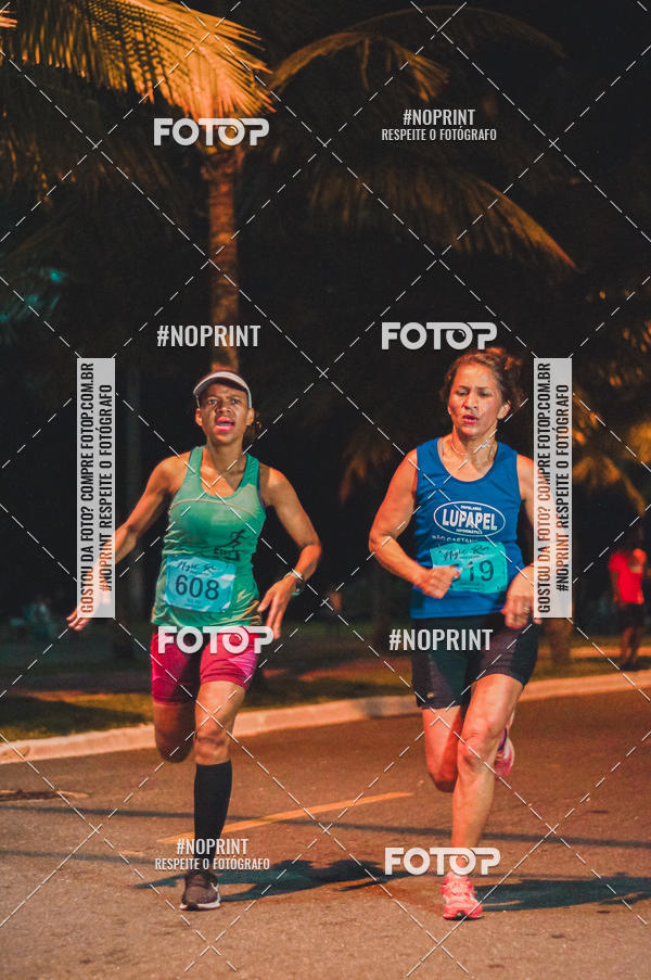 Buy your photos of the eventNight Run 5K 10K Praia Grande on Fotop
