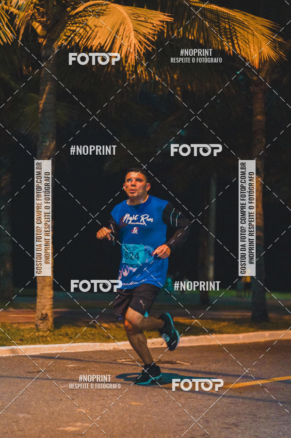 Buy your photos of the eventNight Run 5K 10K Praia Grande on Fotop
