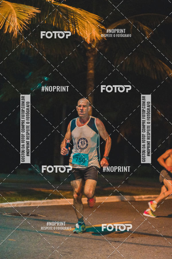 Buy your photos of the eventNight Run 5K 10K Praia Grande on Fotop