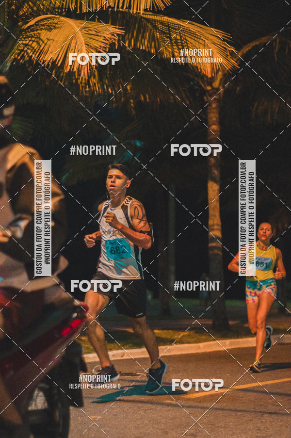 Buy your photos of the eventNight Run 5K 10K Praia Grande on Fotop