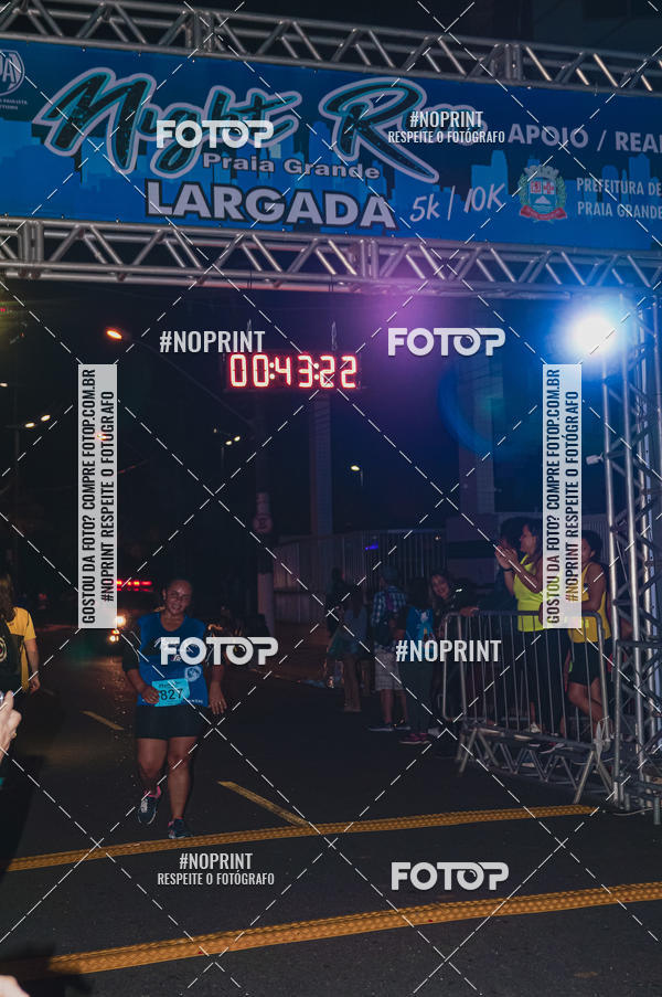 Buy your photos of the eventNight Run 5K 10K Praia Grande on Fotop
