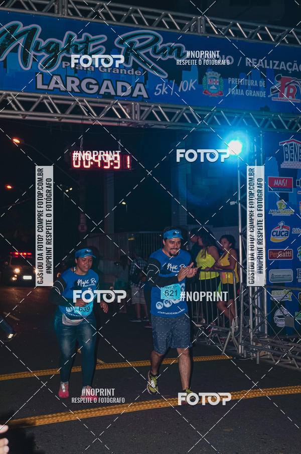 Buy your photos of the eventNight Run 5K 10K Praia Grande on Fotop