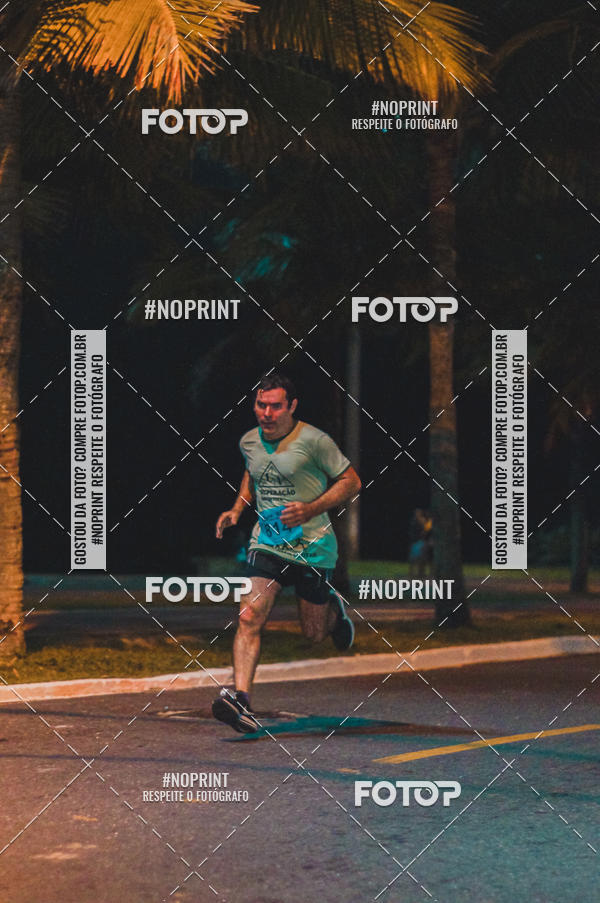Buy your photos of the eventNight Run 5K 10K Praia Grande on Fotop