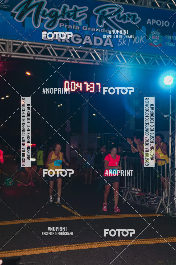 Buy your photos of the eventNight Run 5K 10K Praia Grande on Fotop