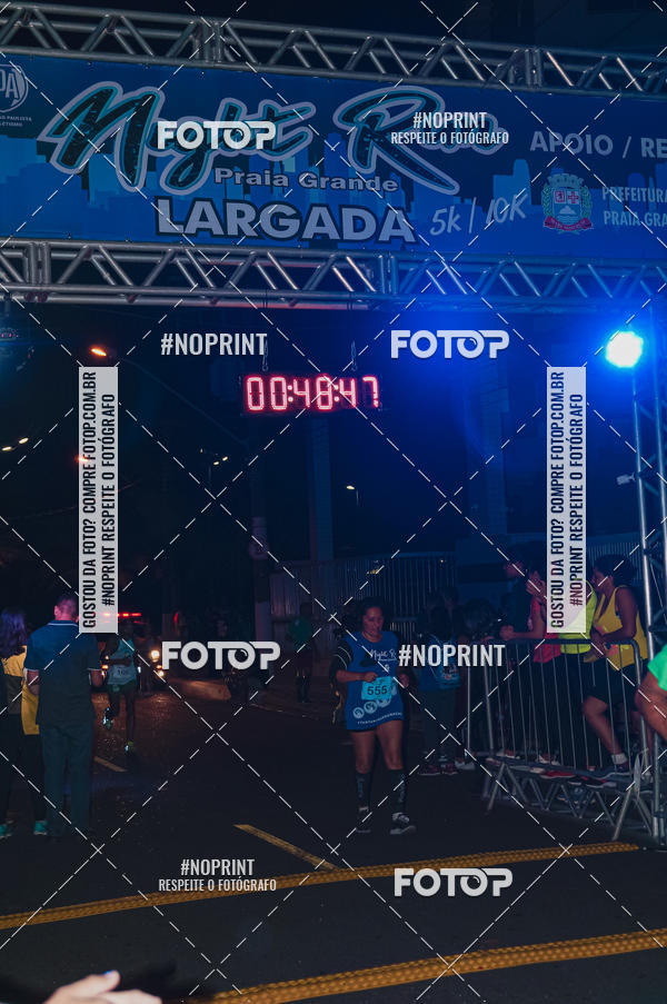 Buy your photos of the eventNight Run 5K 10K Praia Grande on Fotop