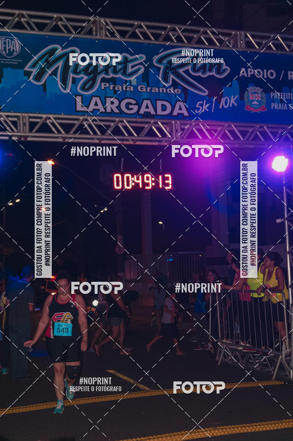 Buy your photos of the eventNight Run 5K 10K Praia Grande on Fotop
