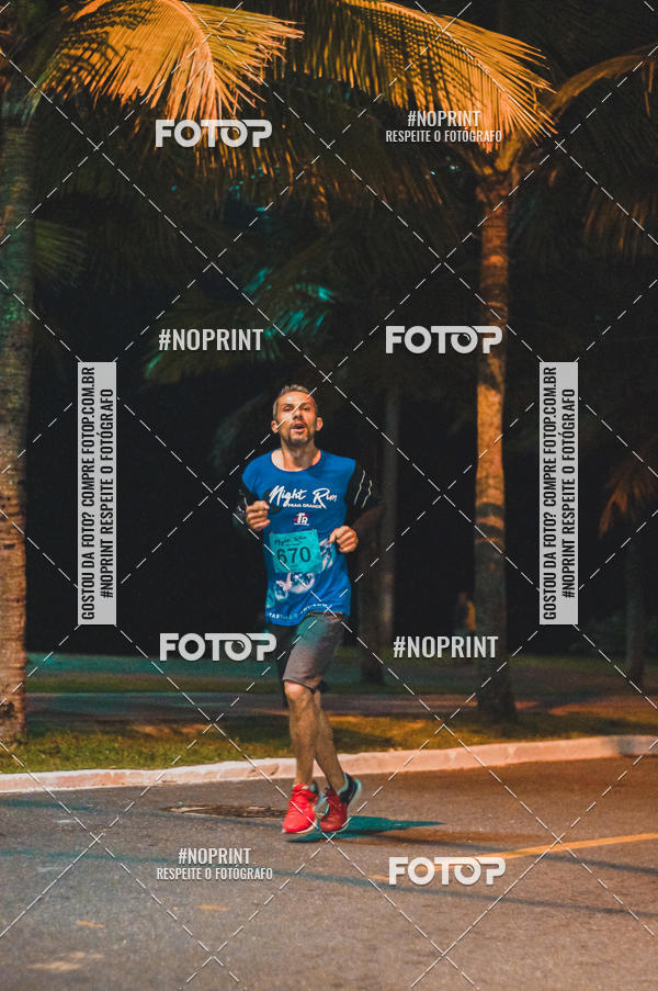 Buy your photos of the eventNight Run 5K 10K Praia Grande on Fotop