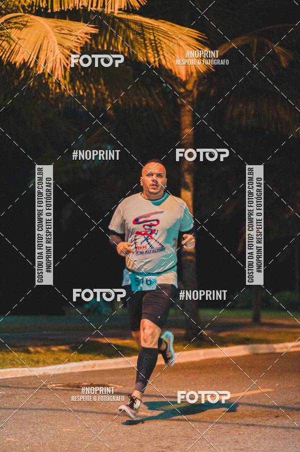 Buy your photos of the eventNight Run 5K 10K Praia Grande on Fotop