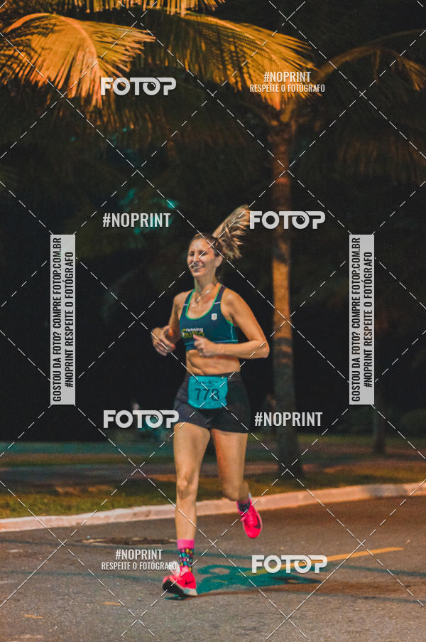 Buy your photos of the eventNight Run 5K 10K Praia Grande on Fotop