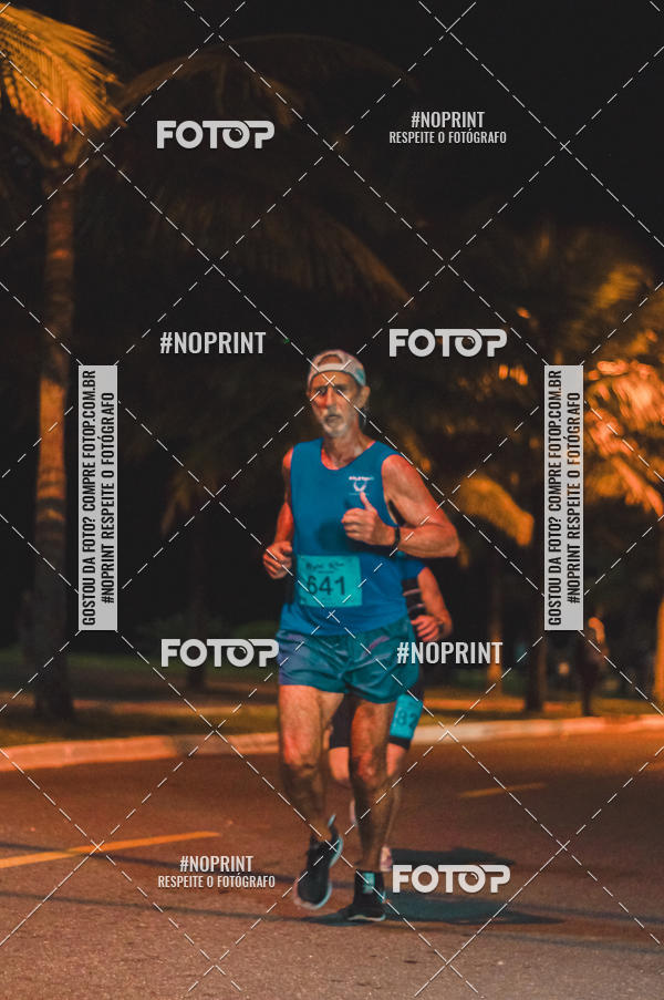 Buy your photos of the eventNight Run 5K 10K Praia Grande on Fotop