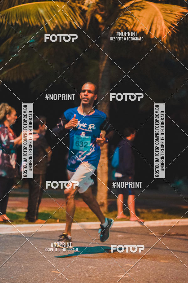 Buy your photos of the eventNight Run 5K 10K Praia Grande on Fotop