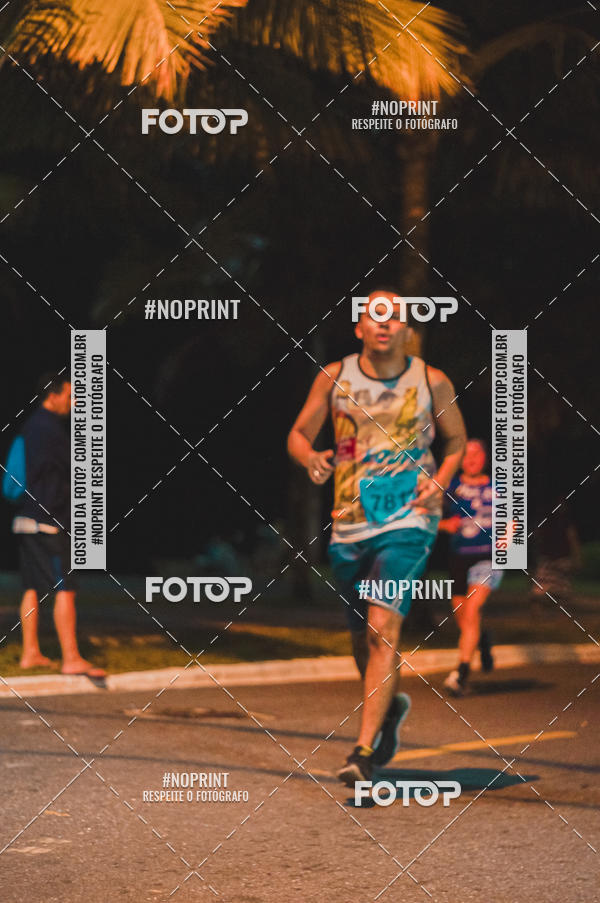 Buy your photos of the eventNight Run 5K 10K Praia Grande on Fotop