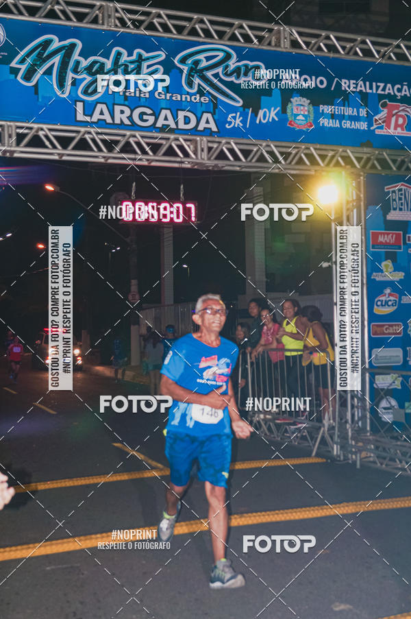 Buy your photos of the eventNight Run 5K 10K Praia Grande on Fotop