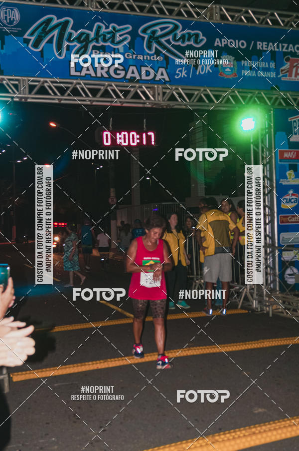 Buy your photos of the eventNight Run 5K 10K Praia Grande on Fotop