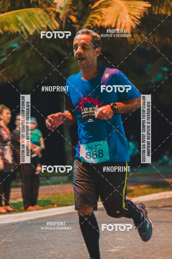 Buy your photos of the eventNight Run 5K 10K Praia Grande on Fotop