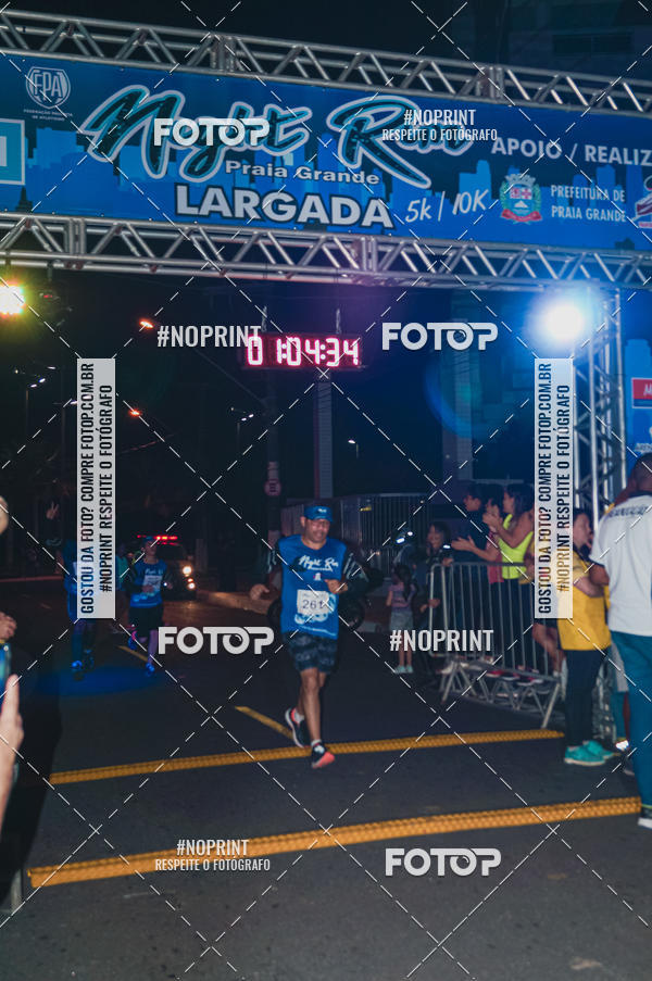 Buy your photos of the eventNight Run 5K 10K Praia Grande on Fotop