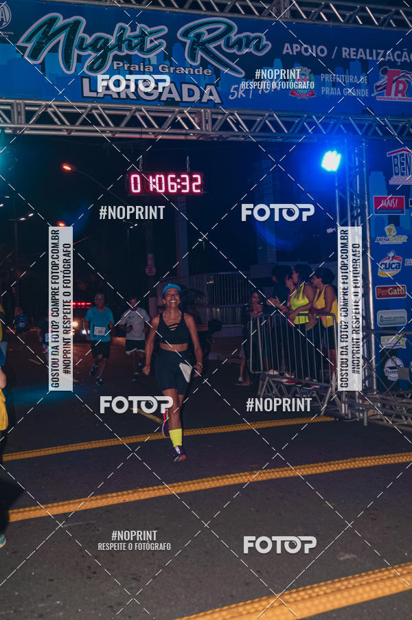 Buy your photos of the eventNight Run 5K 10K Praia Grande on Fotop