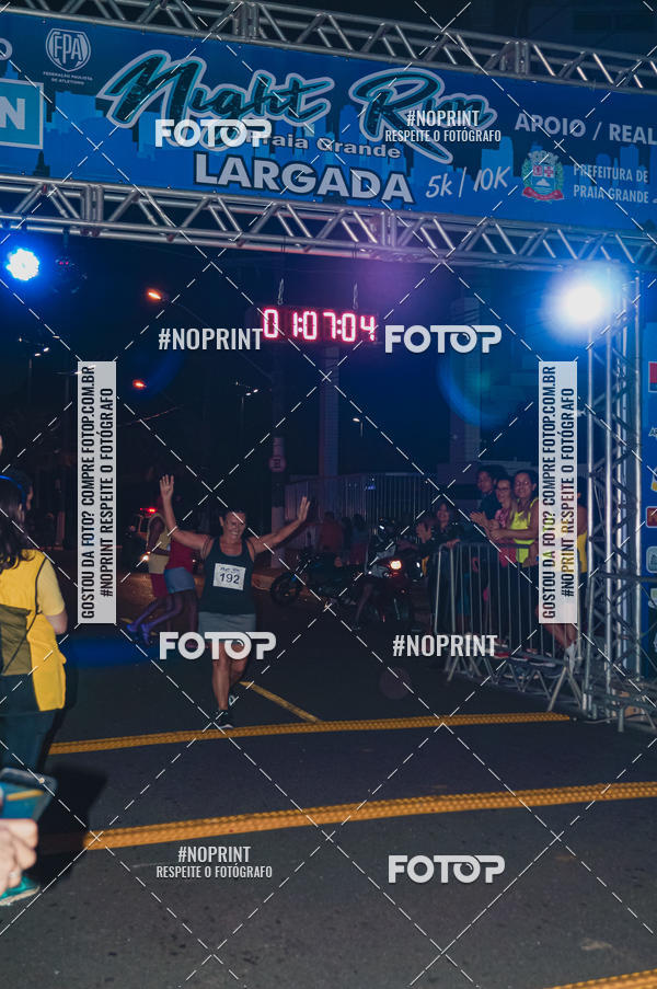 Buy your photos of the eventNight Run 5K 10K Praia Grande on Fotop